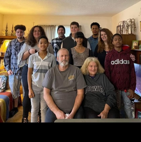 Meet your Posher, Laura - Picture 7 of 16